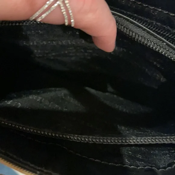 Burberry House Check Small Tote Black - Picture 6 of 10